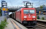 185 204-5 mit einem gemischten Güterzug für Stahlerzeugnisse am 03.06.15 Durchfahrt Bhf.