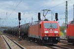 185 292-0 mit Kesselwagenzug am 10.05.17 Bf. Flughafen Berlin-Schönefeld.
