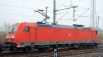 185 343-1 pausierte kurz mit einem Ganzzug Knickkesselwagen (Ladegut Kreideschlamm) am 13.11.14 Bhf.