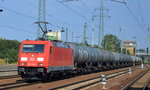 185 339-9 mit Kesselwagenzug am 13.09.16 Bf.