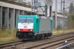 186 130-1 Richtung Berlin-Lichtenberg, 25.10.11 Berlin Landsberger Allee.