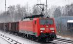 189 020-1 mit Ganzzug offener Güterwagen Richtung Karower Kreuz Berlin am 28.01.14 Mühlenbeck/Mönchmühle b.