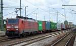 189 006-0 mit Containerzug am 26.06.14 Durchfahrt Bhf.