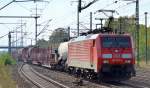 189 057-3 mit einem gemischten Güterzug am 04.10.15 Durchfahrt Bhf.
