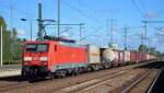 189 016-9 mit Containerzug am 28.09.15 Durchfahrt Bhf.