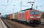 189 018-5 mit Containerzug am 15.04.16 Bf.