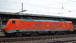 189 014-4 bei strömenden Regen mit Containerzug am 14.06.16 Bf.