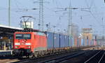 189 061-5 mit Containerzug am 13.02.17 Bf.