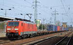 189 013-6 mit Containerzug am 13.03.17 BF.