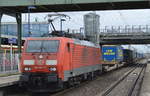 189 002-9 mit KLV-Zug (LKW-WALTER Trailer) am 21.03.17 Bf.