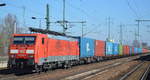 189 010-2 mit Containerzug am 28.03.17 Bf.