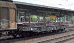 Drehgestell-Flachwagen der DB mit sechs Rads�tzen mit Stahlplatten (Brammen?)beladen mit der Nr.