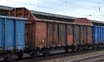Offener Drehgestell-Wagen der DB zum Transport von Rohholz mit der Nr.