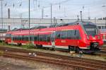 442 132 abgestellt am Rande des Bhf.