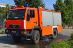 Tanklöschfahrzeug TLF 16/24TR, ein MAN 10.224 LAEC der Freiwilligen Feuerwehr Berlin-Blankenburg am 04.07.14 Schulfest Berlin-Pankow.