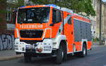 Ein Fahrzeug der TD 2 ein sogenannter Rüstwagen 3 (RW 3) auf einem MAN Typ TGS 18.360 4x4 BL EURO 5 Fahrgestell der Berliner Feuerwehr am 11.05.16 Großbrand-Einsatz Berlin Hertzbergstr.