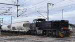 RBB - Regiobahn Bitterfeld Berlin GmbH, Bitterfeld [D] mit ihrer Mak G 1206 Lok  1819   [NVR-Nummer: 92 80 1276 023-9 D-RBB] und einigen Staubgutwagen