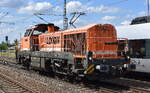 LOCON LOGISTIK & CONSULTING AG, Berlin [D] mit der geleasten BRLL Lok  vossloh DE 18  LOCON 324  [NVR-Nummer: 92 80 4185 031-6 D-BRLL] am 13.07.26 H�he Bahnhof Rodleben.
