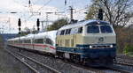 DB Fernverkehr AG, Frankfurt (Main) mit der angemieteten PRESS Lok  218 333-3  (NVR:  92 80 1218 333-3 D-PRESS ) und einem ICE 3  403 016-9 , Taufname:  Siegburg  (NVR:  93 80 5403 016-9 D-DB..... )
