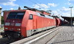 DB Cargo AG, Mainz [D] mit ihrer  152 090-7  [NVR-Nummer: 91 80 6152 090-7 D-DB] und einem D�ngerzug am 13.07.26 Durchfahrt Bahnhof Dessau Hbf.