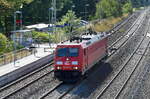 DB Cargo AG, Mainz mit ihrer  185 377-9  [NVR-Nummer: 91 80 6185 377-9 D-DB] Höhe Bahnhof Saarmund am 25.06.25
