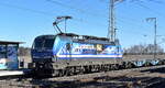 RTB Cargo - Rurtalbahn Cargo GmbH, Düren [D] mit der geleasten ELL Vectron  193 485  [NVR-Nummer: 91 80 6193 485-0 D-ELOC] und einem Containerzug am 18.03.25 Höhe Bahnhof Rodleben.