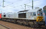 Am Haken von 185 231-8 befand sich die ECR Lok 077 028-4 (92 87 0 077028-4 F-DB) und ein gemischter Güterzug, am 16.03.17 Bf.