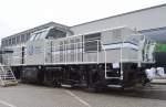 Die Alstom Transport SA pr�sentiert die jetzt schon mehr oder weniger fertige Hybrid Dieselokomotive H3, die ab 2015 dann richtig zum Einsatztest kommen soll, VW hat drei Werkslokomotiven bestellt und