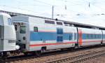 Eine von den in Russland (RZD) georderten Nachtzug Talgo-Garnituren bei der Überführung durch 103 222-6 Railadventure erstmal nach Berlin Warschauer Str.