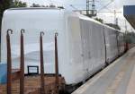 Spieglein, Spieglein an der Wand welcher Triebzug verbirgt sich unter dem Gewand? Hersteller Geheimniskr�mereien vor Beginn der InnoTrans 2010 in Berlin, 17.09.10 Berlin-Jungfernheide.