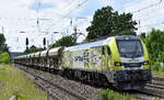 ITL - Eisenbahngesellschaft mbH, Dresden [D] mit ihrer Eurodual Lok   159 102-3  [NVR-Nummer: 90 80 2159 102-3 D-ITL] und einem Baustoffsch�ttgut-Transportzug am 02.06.26 H�he Bahnhof Saarmund.