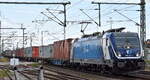  ČD Cargo a.s., Praha [CZ] mit ihrer  388 023-4  [NVR-Nummer: 91 54 7388 023-4 CZ-CDC] und einem Containerzug am 23.06.25 Höhe Bahnhof Rodleben.
