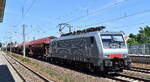 NeS - Netzwerkbahn Sachsen GmbH, Dresden [D] mit der geleasten polnischen Akiem Lok  189 456  [NVR-Nummer: 91 51 5170 030-8 PL-AKIEM] und einem Getreidezug am 24.06.26 H�he Bahnhof Luckenwalde.