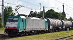 RTB CARGO GmbH, Düren [D] mit der geleasten belgischen ATLU Lok  E 186 233  [NVR-Nummer: 91 88 7186 233-3 B-ATLU] und einem Kesselwagenzug (für Styrol) am 03.06.25 Höhe Bahnhof Stendal