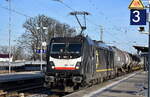 CTL Logistics GmbH, Berlin [D] mit der geleasten BRCE Dispo Lok  187 101  [NVR-Nummer: 91 80 6187 101-1 D-DISPO] und einem Kesselwagenzug am 16.12.25 Durchfahrt Bahnhof Ruhland.