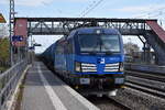 ČD Cargo a.s., Praha [CZ] mit ihrer Vectron  383 011-4  [NVR-Nummer: 91 54 7383 011-4 CZ-CDC] und einem Kesselwagenzug am 16.04.26 Durchfahrt Bahnhof Saarmund.
