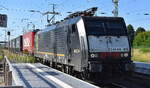 BRCE Dispo Lok  ES 64 F4-806  [NVR-Nummer: 91 80 6189 806-3 D-DISPO], aktueller Leasingnehmer? mit einem KLV-Zug am 24.06.26 Durchfahrt Bahnhof Falkenberg (Elster).