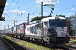 LokoTrain s.r.o., Česk� Třebov� [CZ] mit der geleasten Vectron  383 062-7  [NVR-Nummer: 91 54 7383 062-7 CZ-LTEU] und einem KLV-Zug am 10.07.26 H�he Bahnhof Magdeburg Neustadt.