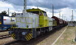 Regiobahn Bitterfeld Berlin GmbH, Bitterfeld [D] mit der angemieteten Mak G 1206 Lok  1120  [NVR-Nummer: 92 80 1275 820-9 D-RBB] und einem Ganzzug Schüttgutwagen mit Schwenkdach am 30.07.25