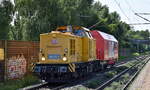 DB InfraGO AG, Frankfurt (Main), Fahrzeugnutzer DB Netz Instandhaltung mit ihrer  203 313-2  [NVR-Nummer: 92 80 1203 313-2 D-DBMP] und einem DB Netz Notfalltechnik Hilfszug-Wagen am Haken am 07.08.25