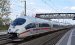ICE 3  403 016-9 , Taufname:  Siegburg  (NVR:  93 80 5403 016-9 D-DB..... ) am Haken von  218 333-3  am 16.04.26 Höhe Bahnhof Saarmund.
