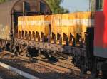 Ein Beh�ltertragwagen Typ? bei der DB eingestellt mit Beh�ltern f�r den Transport von Calcium Carbide (Salzform, findet Verwendung f�r Lichtgewinnung, W�hlm�usebek�mpfung, Restfeuchtbestimmung in