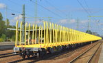 iese fabrikneuen Wagen wurde gerade zum Sichtungszeitpunkt des Zuges auch auf der InnoTrans 2016 pr�sentiert, es sind Drehgestell-Flachwagen mit Niederbindeeinrichtungen vom Einsteller TRANSWAGGON vom
