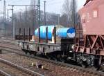 Schwerlastwagen mit sechs Rads�tzen der DB mit einem Maschinenteil? beladen, Nr.