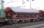 Sch�ttgutwagen mit Schwenkdach und vier Rads�tzen der DB Typ Tads 958, eingestellt mit der nr.