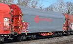 Französischer Drehgestellflachwagen mit vier Radsätzen, verschiebbarem Planenverdeck und Lademulden für Coil-/Spaltbandtransporte vom Einsteller ERMEWA SA it der Nr.