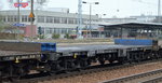 Polnischer sechsachsiger Drehgestell-Flachwagen mit der Nr.
