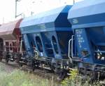 Diese blauen offenen Sch�ttgutwagen sind mir bisher noch nicht begegnet, es sind Wagen der PKP Cargo aus Polen, im Bild der Wagen mit der Nr.