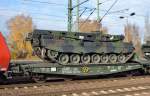 Drehgestell-Flachwagen der Bundeswehr mit der Nr.
