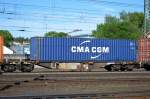 Die Franzosen mit einem blauen CMA CGM Container am 23.05.14 Bhf.